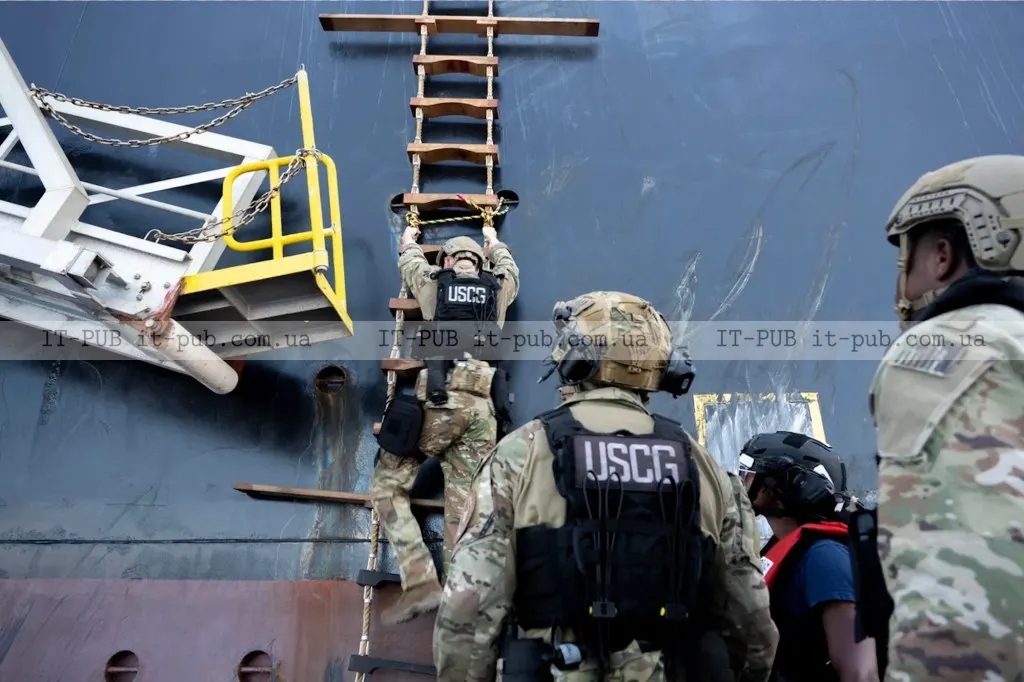 FBI і Coast Guard перевірили зламані нафтові танкери