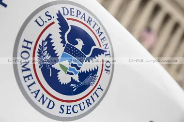 Bluesky блокує посилання на злиті дані DHS