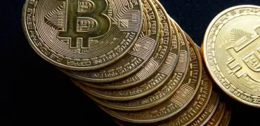 Майнінг біткоїна втрачає сенс: чому прибутковість стрімко падає