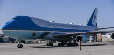 Трамп отримає літак для Air Force One «з других рук» через затримки Boeing