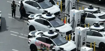 Waymo збираються  використовувати відео з салонів авто для реклами та навчання ШІ?