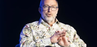 Джиммі Вейлз відкидає Grokipedia і захищає справжню енциклопедію