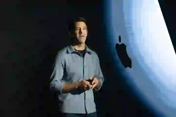 Хто такий Джон Тернус, майбутній генеральний директор Apple?